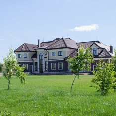 Много пространства, поселок Онегино